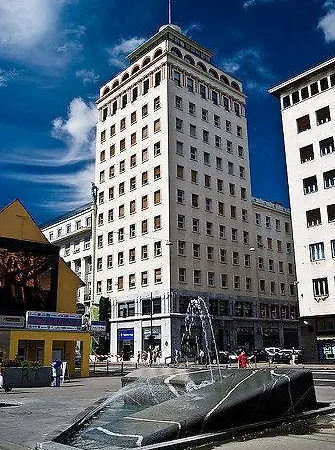 Skyscraper Appartement *